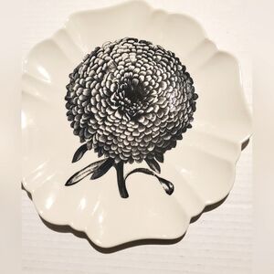 Creative Co-Op Decorative Aster Plate